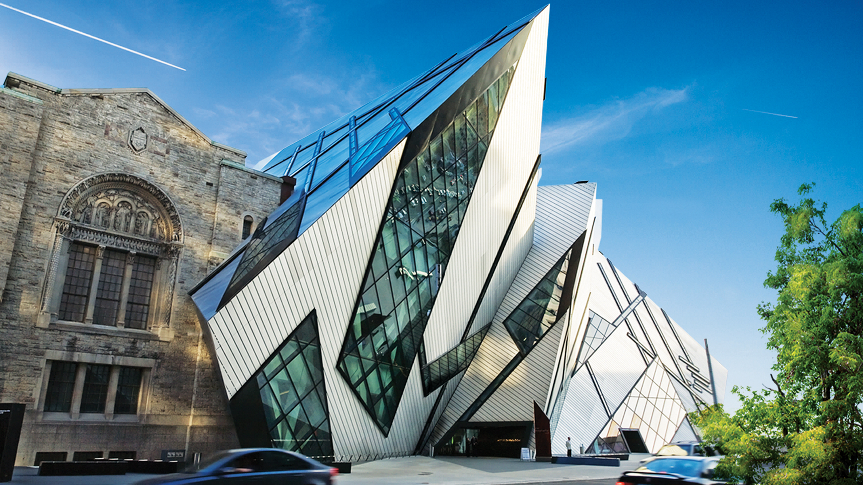 Musée royal de l'Ontario Michael Lee-Chin Crystal. Entrée de la rue Bloor.