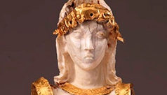The “Snake Goddesses” - Heraklion Archaeological Museum