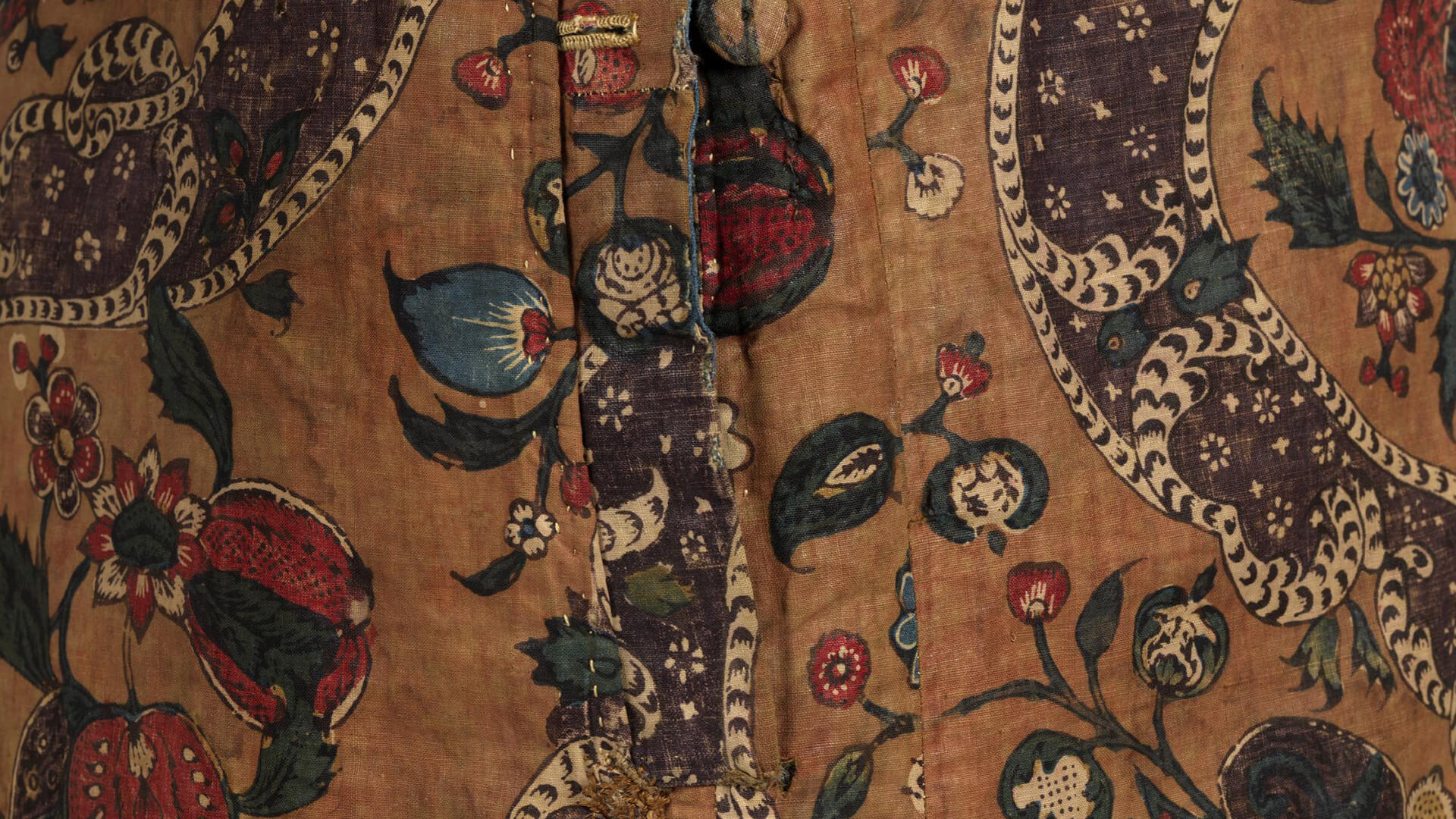 Detail of man’s banyan (informal gown).
