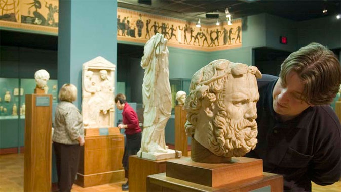 In the ROM's Gallery of Greece, more than 1,500 objects tell the story of the development of the Greek world from the Archaic and Classical periods.