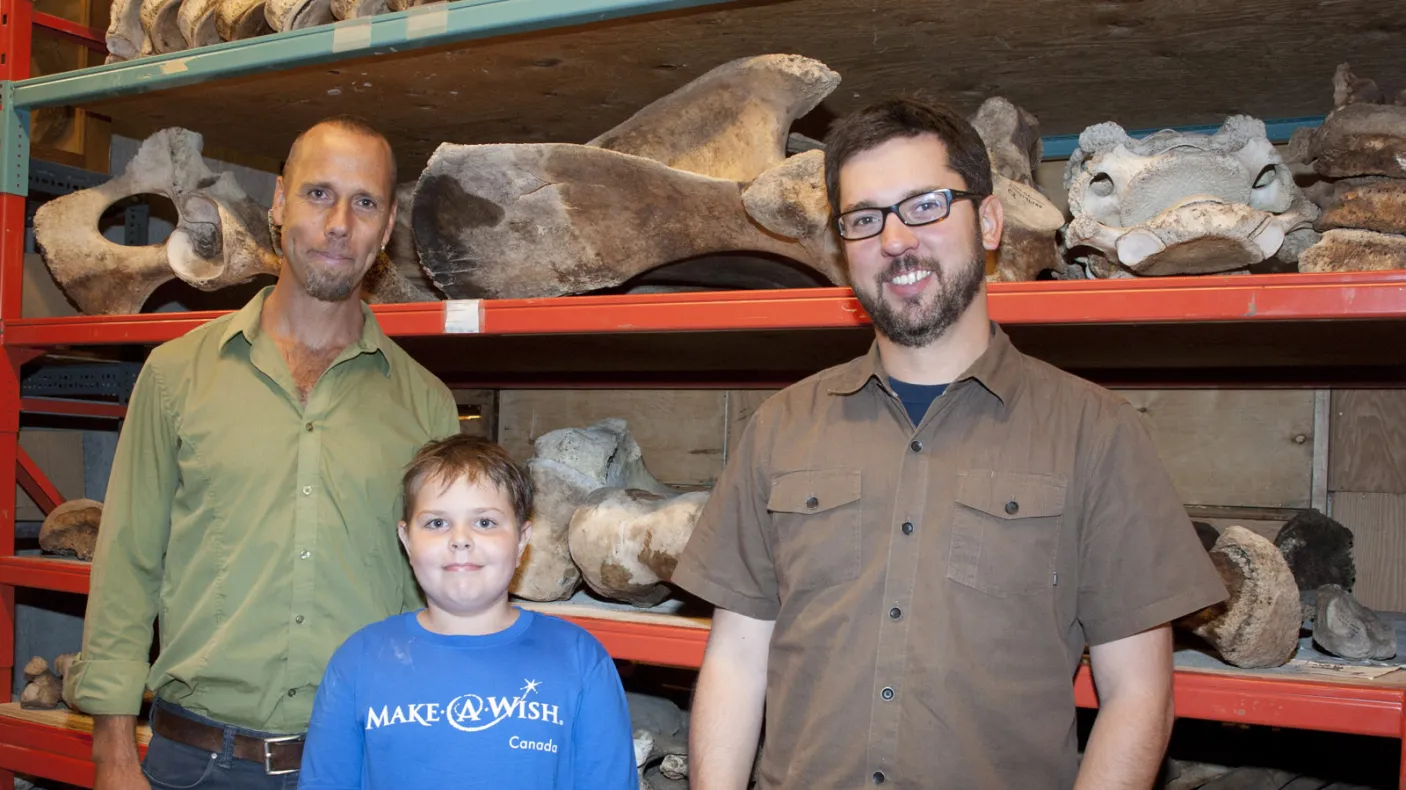 Dr. Hans Larsson, Damien and Dr. David Evans in the ROM collection room.
 Damien in the collection room with Dr. Hans Larsson and Dr. David Evans.