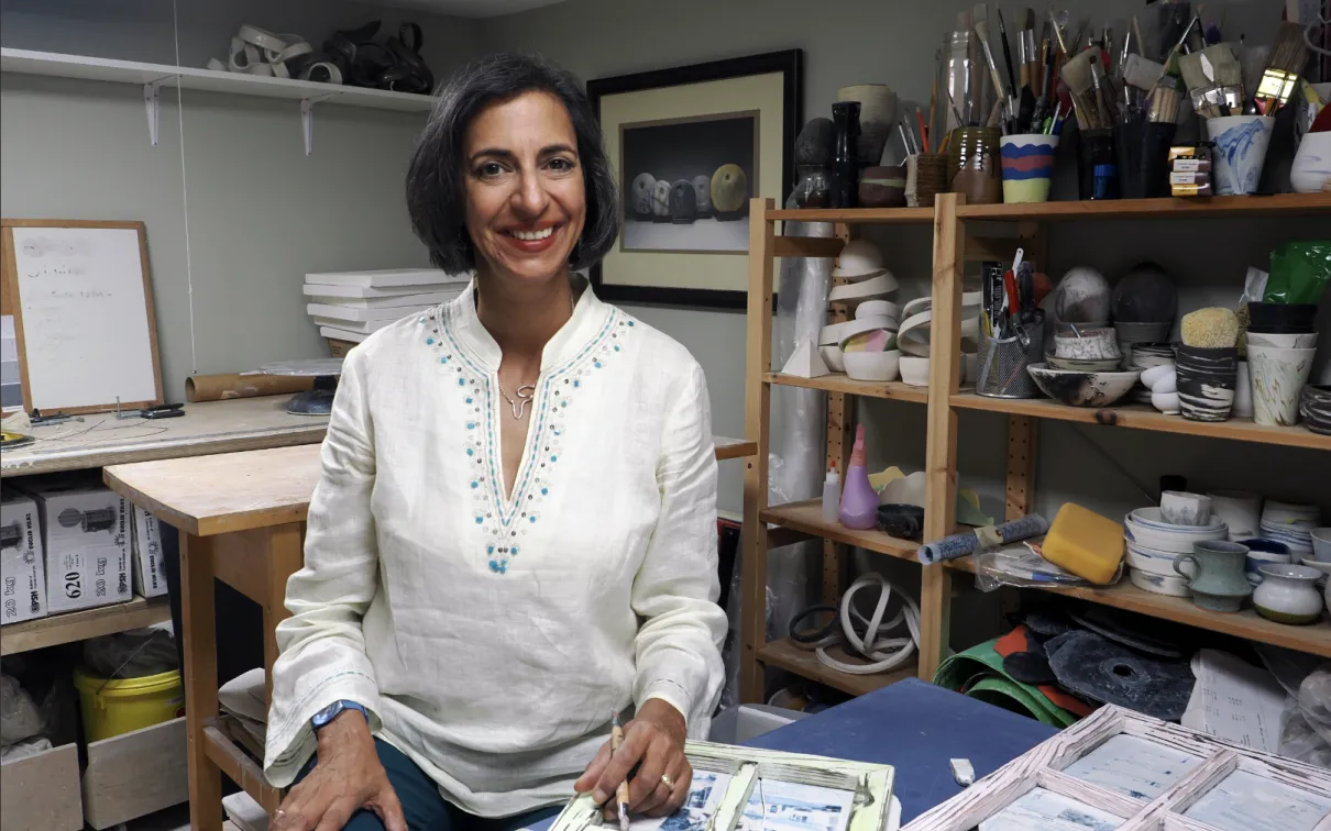 Heidi McKenzie in studio