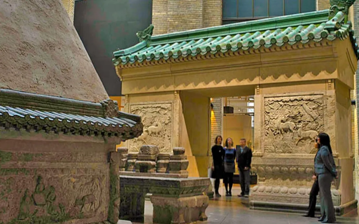 Ming Tomb, ROM's Gallery of Chinese Architecture, Generations of ROM visitors have known it simply as "the Ming Tomb". Recent research has revealed that this tomb, with its large domed burial mound, at one time contained the remains of legendary Chinese general Zu Dashou (ca. 1565-1656).