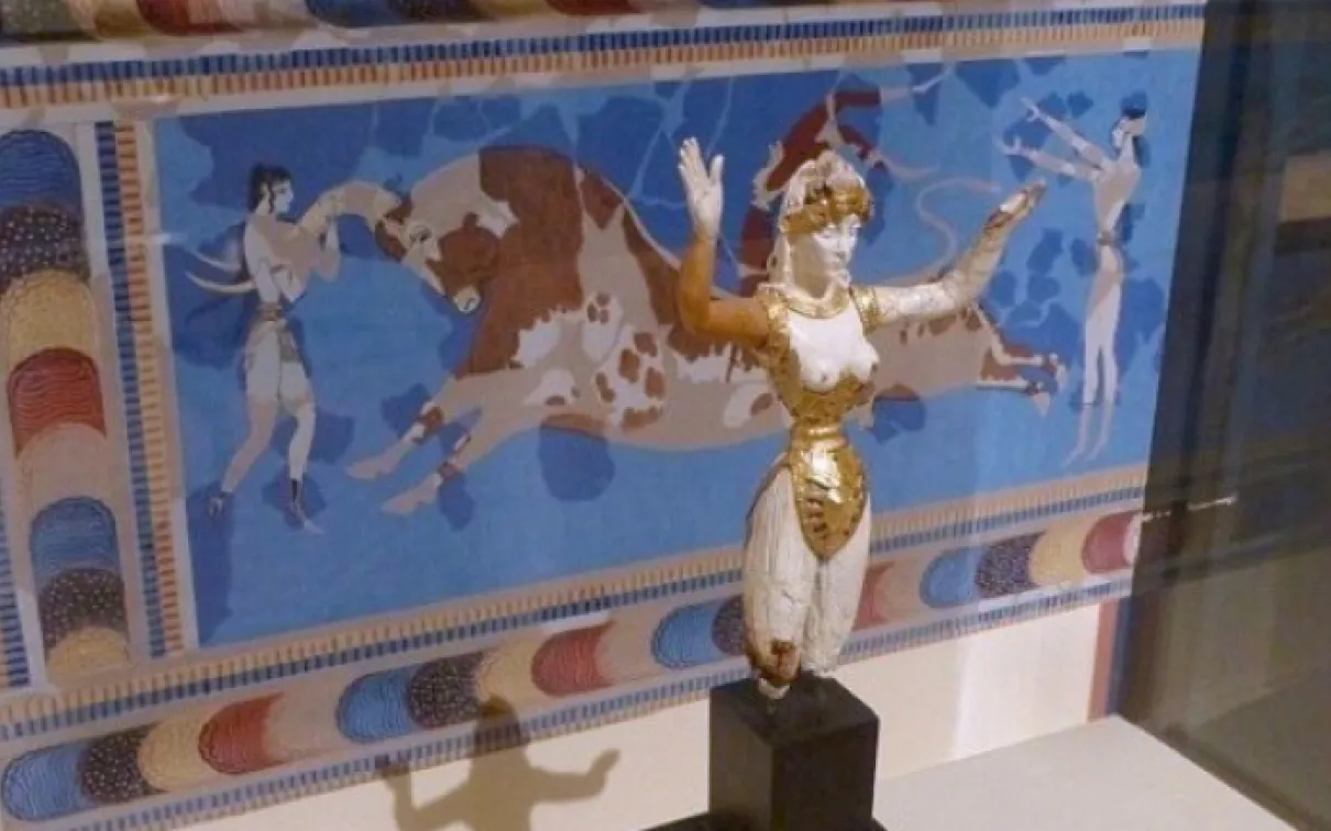 Minoan Mystery or Modern Masterpiece