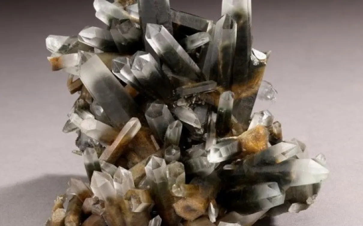 Quartz
 Quartz rock