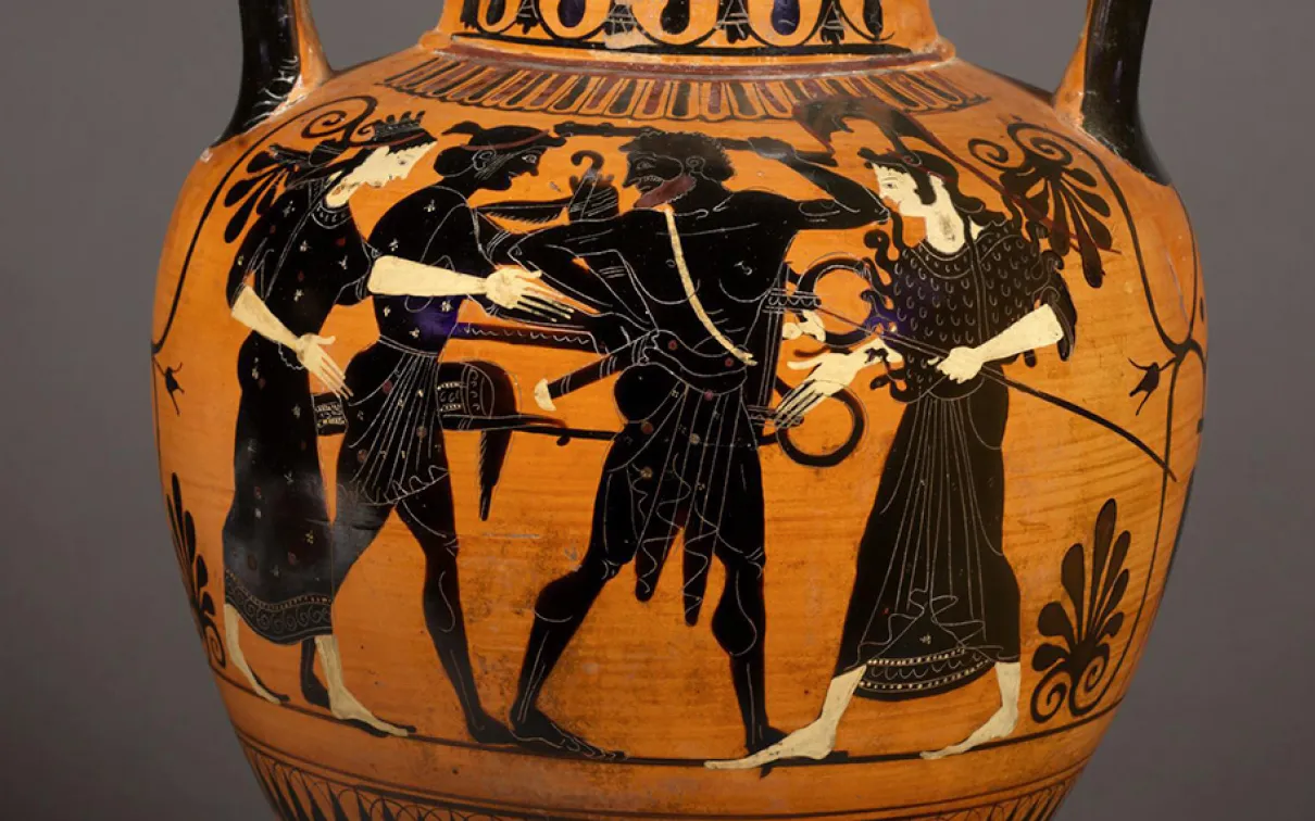 Attic black-figure lidded amphora showing Herakles stealing the Delphic Tripod.
